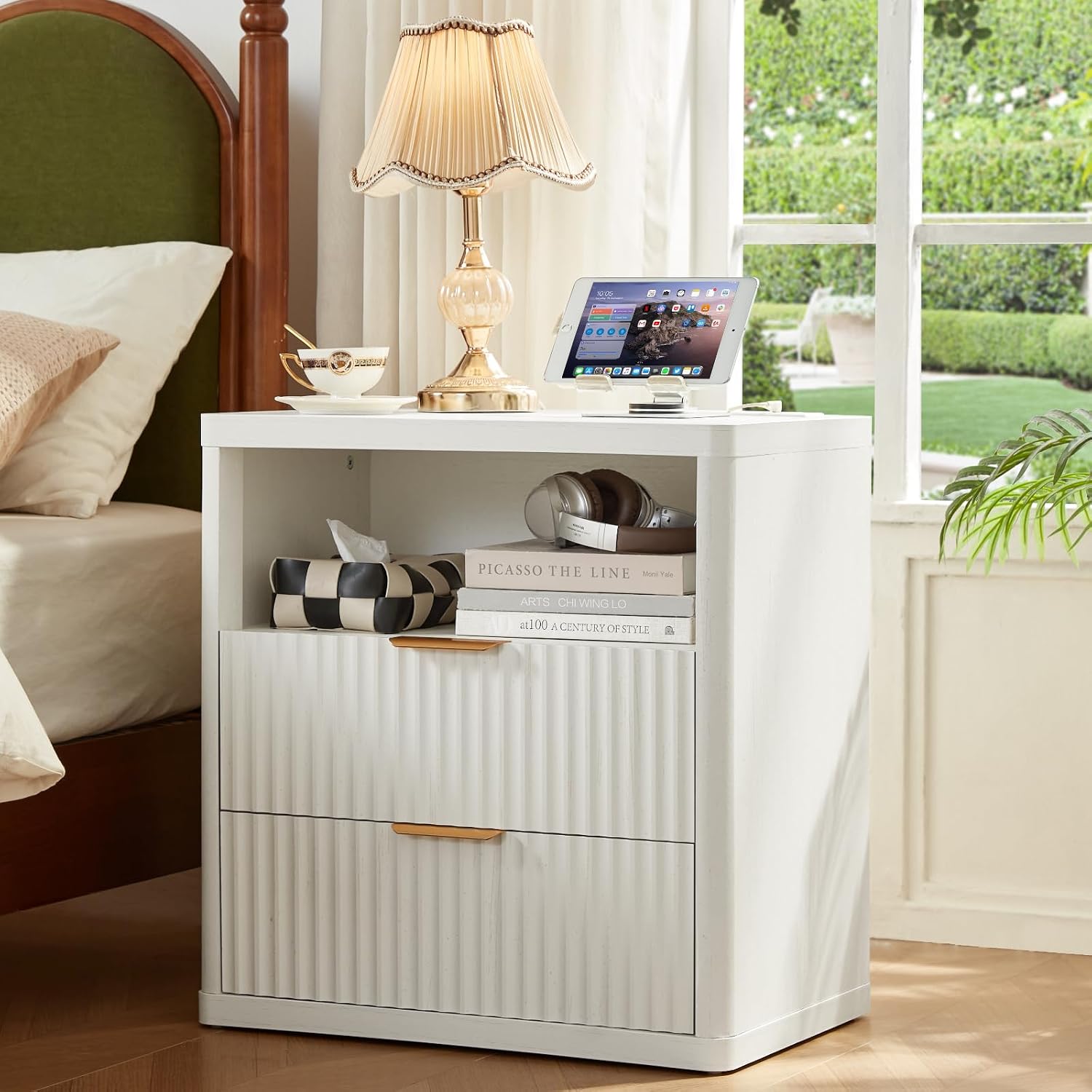 LEYAOYAO Fluted Dresser and 2 Drawers Nightstand Set of 2, Wood 48" Wide Dresser & 23" Night Stand with Charging Station, 3 Piece Bedroom Furniture Set, Chest of Drawers for Living Room,Antique White