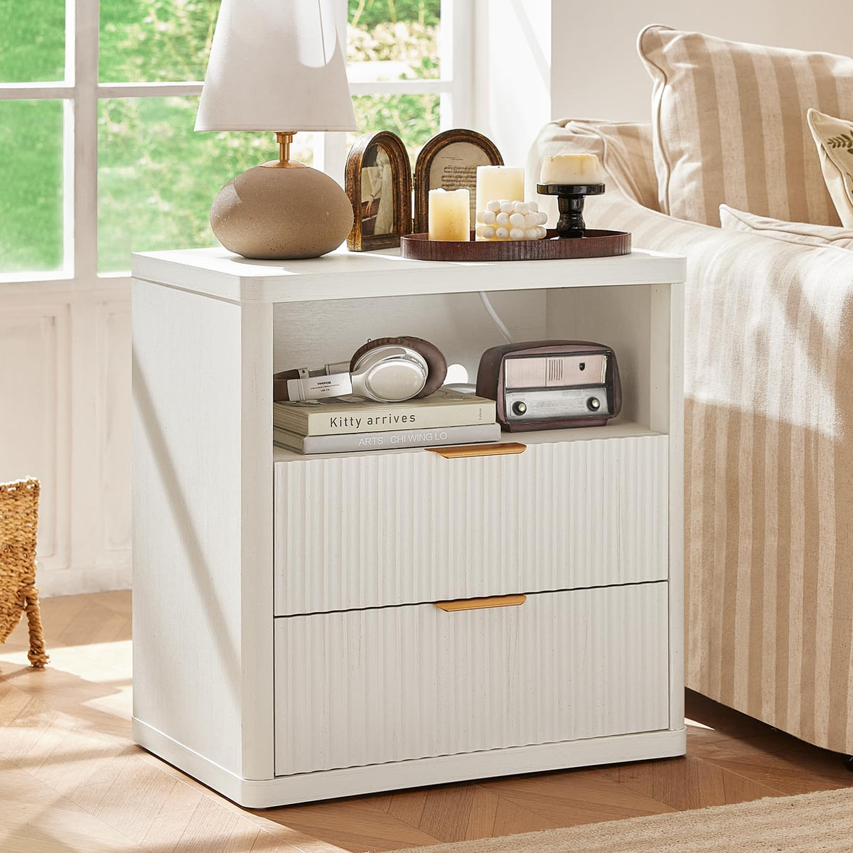 LEYAOYAO Fluted Dresser and 2 Drawers Nightstand Set of 2, Wood 48" Wide Dresser & 23" Night Stand with Charging Station, 3 Piece Bedroom Furniture Set, Chest of Drawers for Living Room,Antique White