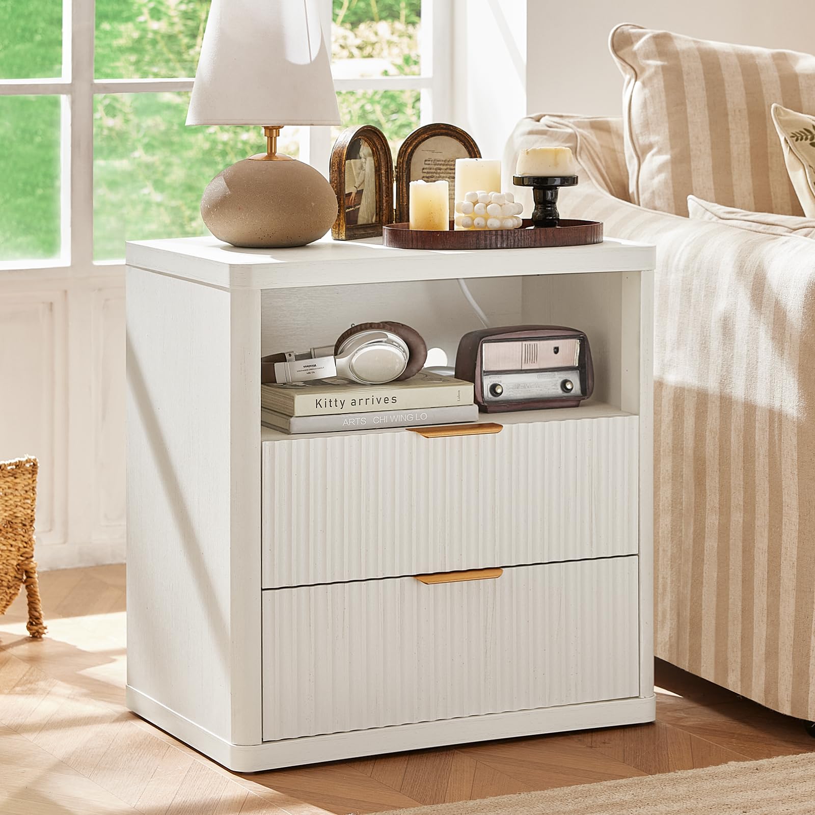 LEYAOYAO Fluted Dresser and 2 Drawers Nightstand Set of 2, Wood 48" Wide Dresser & 23" Night Stand with Charging Station, 3 Piece Bedroom Furniture Set, Chest of Drawers for Living Room,Antique White