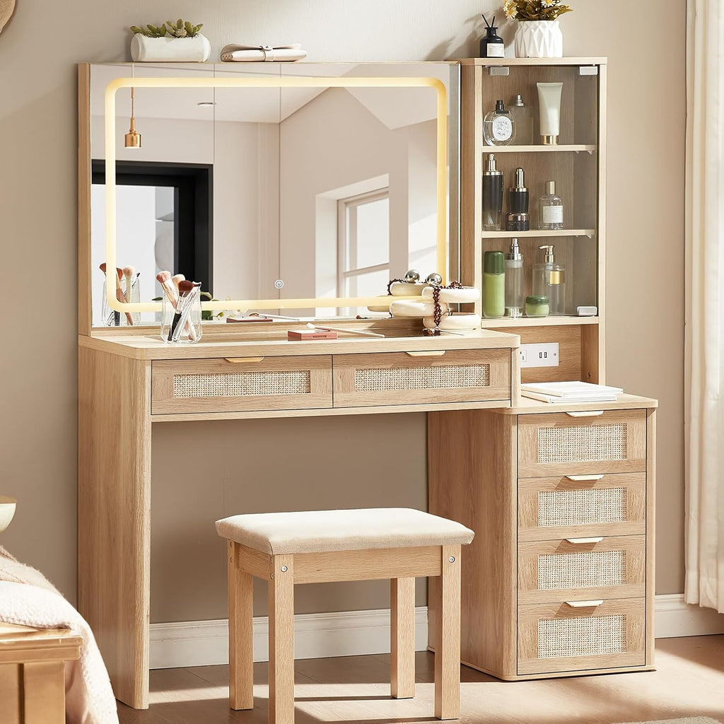 LEYAOYAO Rattan Makeup Vanity Desk with Stool, Mirror and Lights