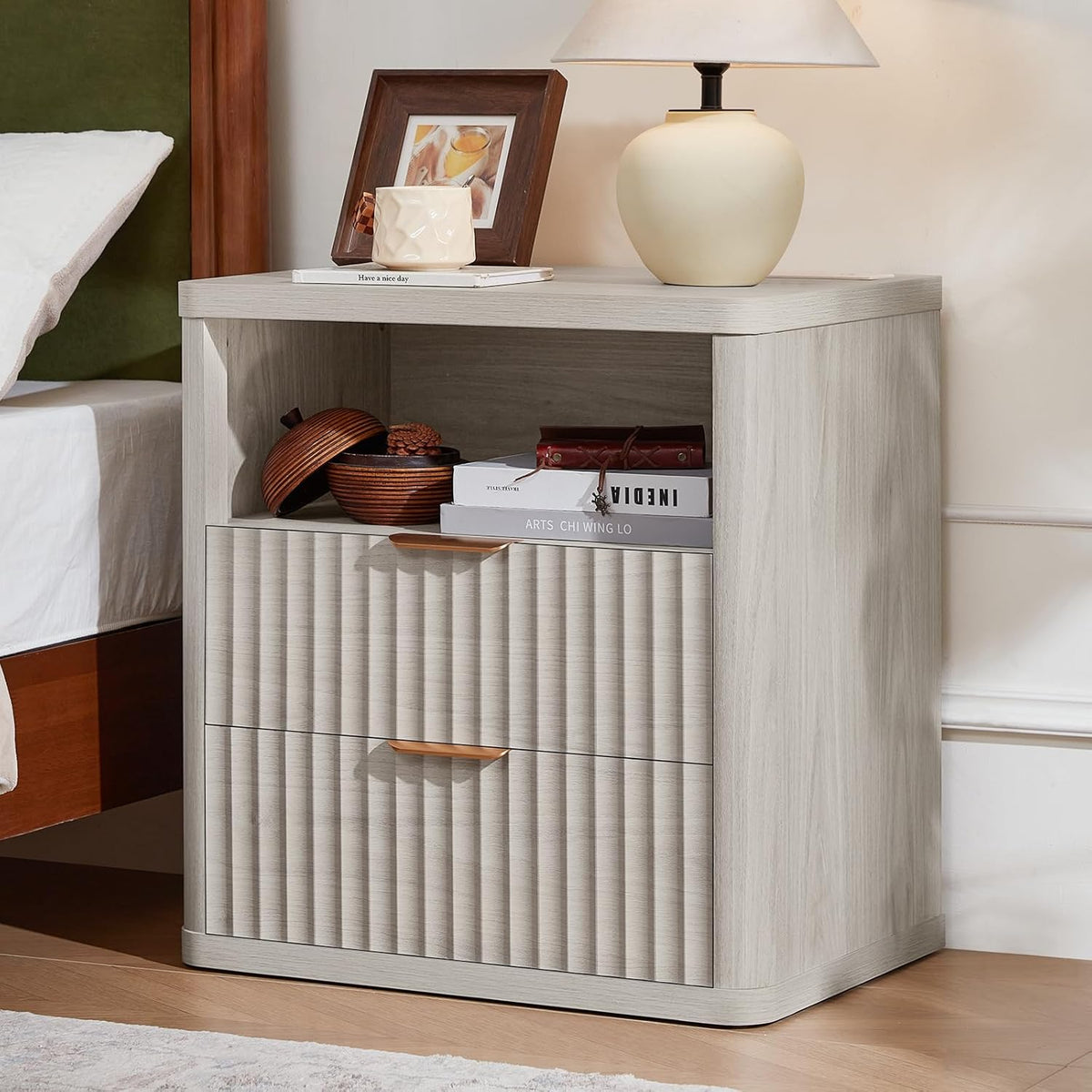 LEYAOYAO 23" Wide Fluted Night Stand with Charging Station, 3 Drawers Large End Table with Storage, Natural Nightstand Wood Bedside Tables, Farmhouse Cabinet Dresser for Bedroom, Closet