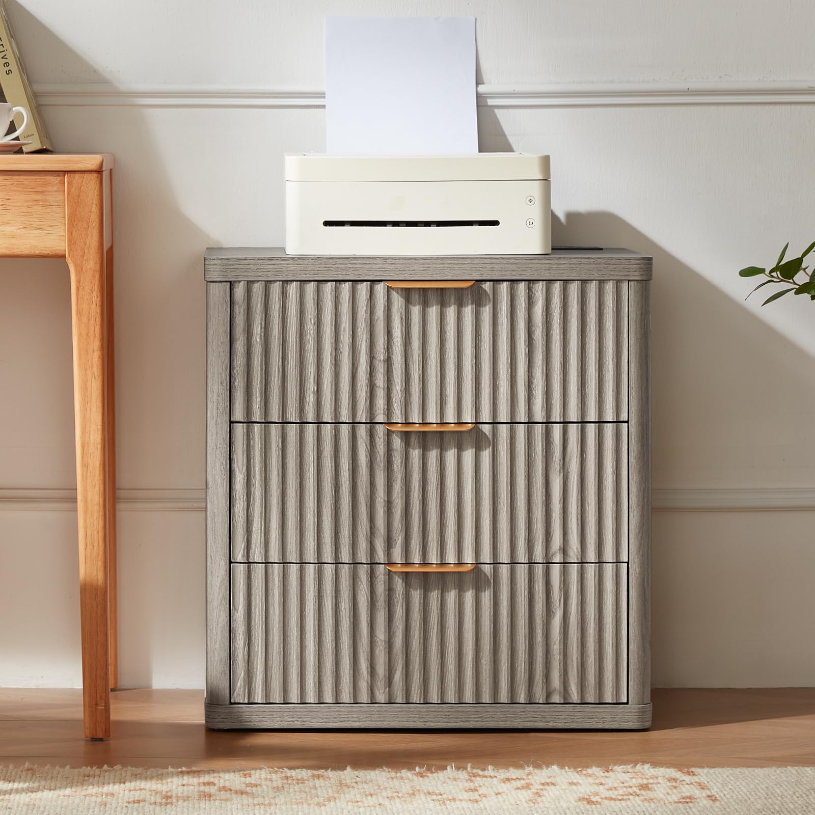 LEYAOYAO 23" Wide Fluted Night Stand with Charging Station, 3 Drawers Large End Table with Storage, LightGrey Nightstand Wood Bedside Tables, Farmhouse Cabinet Dresser for Bedroom, Closet