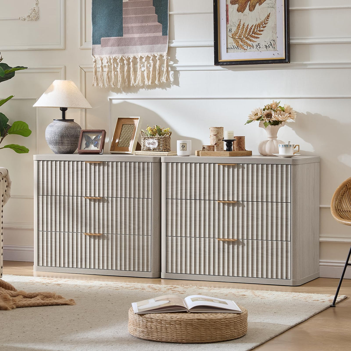 LEYAOYAO 31.5" Wide Fluted Nightstand, Oversized Night Stand, Antique White