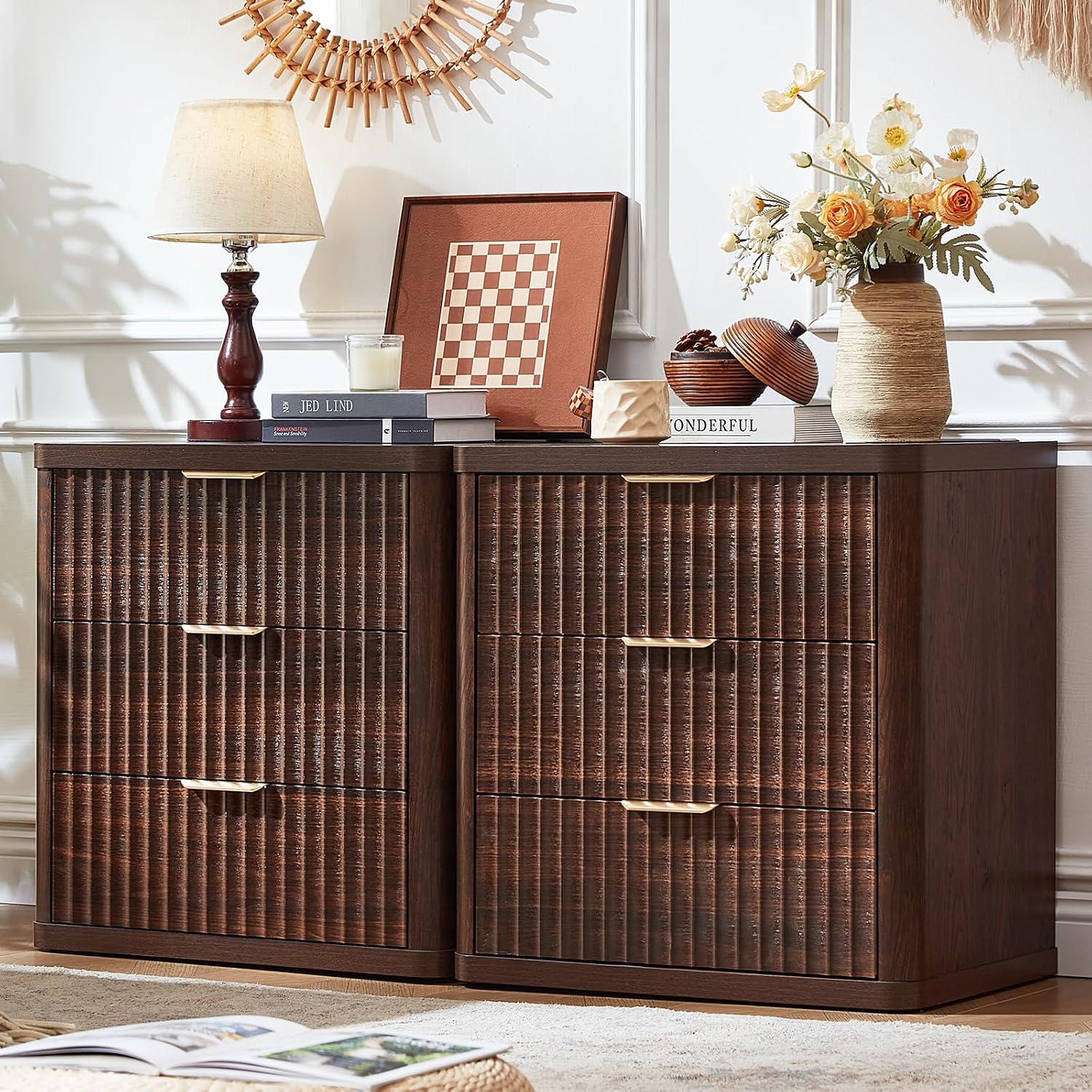 LEYAOYAO 23" Wide Fluted Night Stand with Charging Station, 3 Drawers Large End Table with Storage, Natural Nightstand Wood Bedside Tables, Farmhouse Cabinet Dresser for Bedroom, Closet