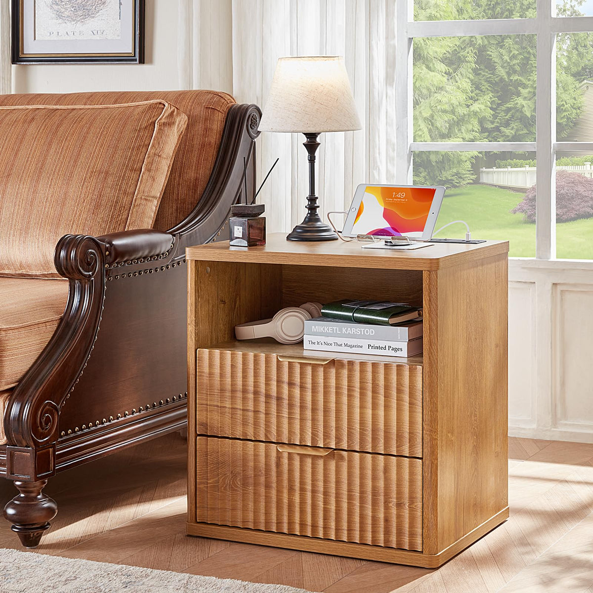 LEYAOYAO Fluted Dresser and 2 Drawers Nightstand Set of 2, Wood 48" Wide Dresser & 23" Night Stand with Charging Station, 3 Piece Bedroom Furniture Set, Chest of Drawers for Living Room,Antique White