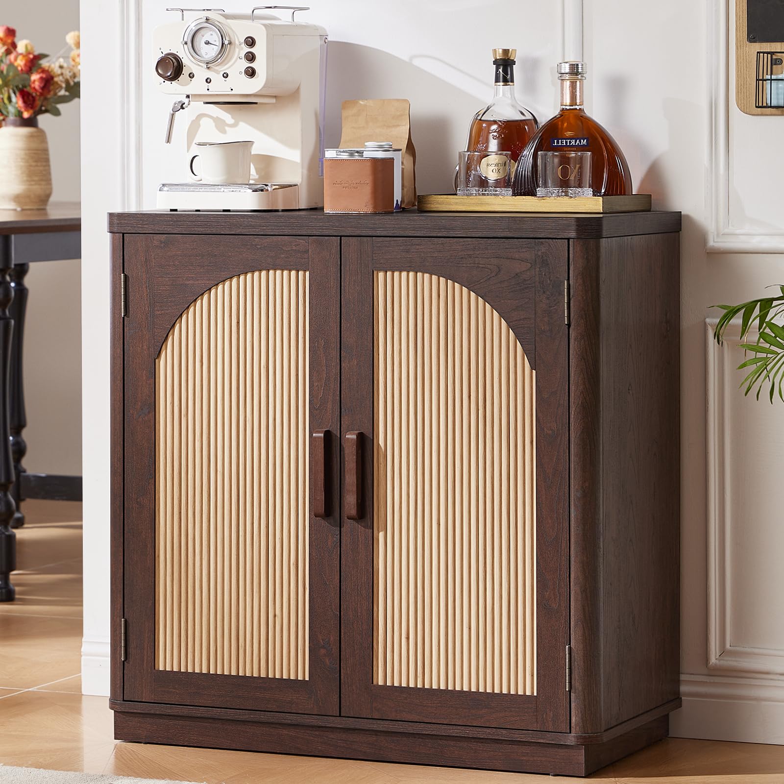 LEYAOYAO Fluted Buffet Cabinet with Storage, 31.5" Coffee Bar Cabinet with Arch Doors & Adjustable Shelves, Mid Century Modern Sideboard, Wood Credenza for Kitchen, Living Room, Natural