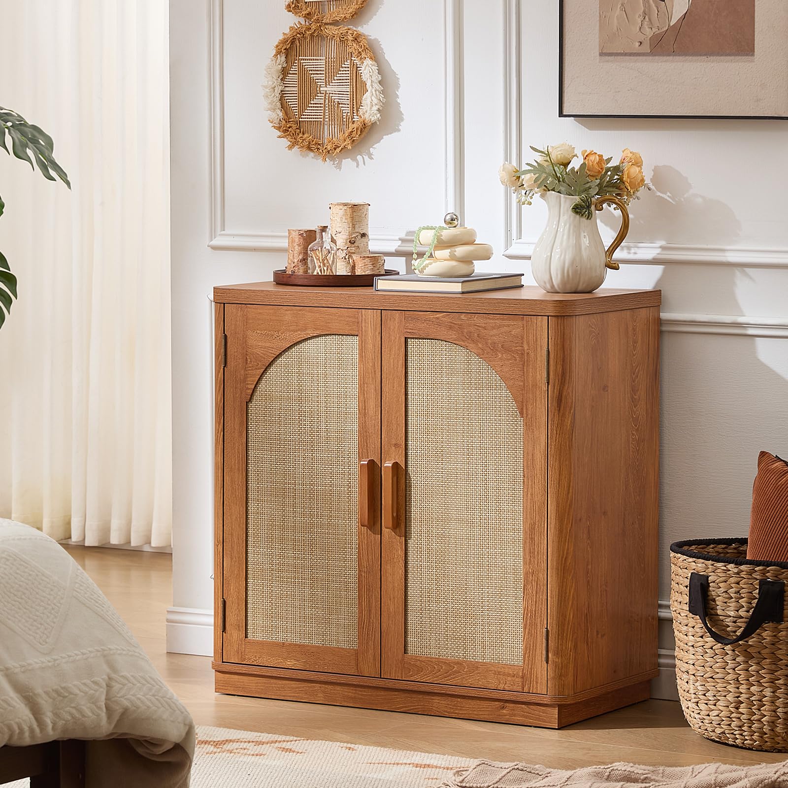 LEYAOYAO Rattan Sideboard Buffet Cabinet with Storage, 31.5" Coffee Bar Cabinet with Arch Doors & Adjustable Shelves, Wood Credenza, Boho Accent Cabinet for Kitchen, Living Room, Natural
