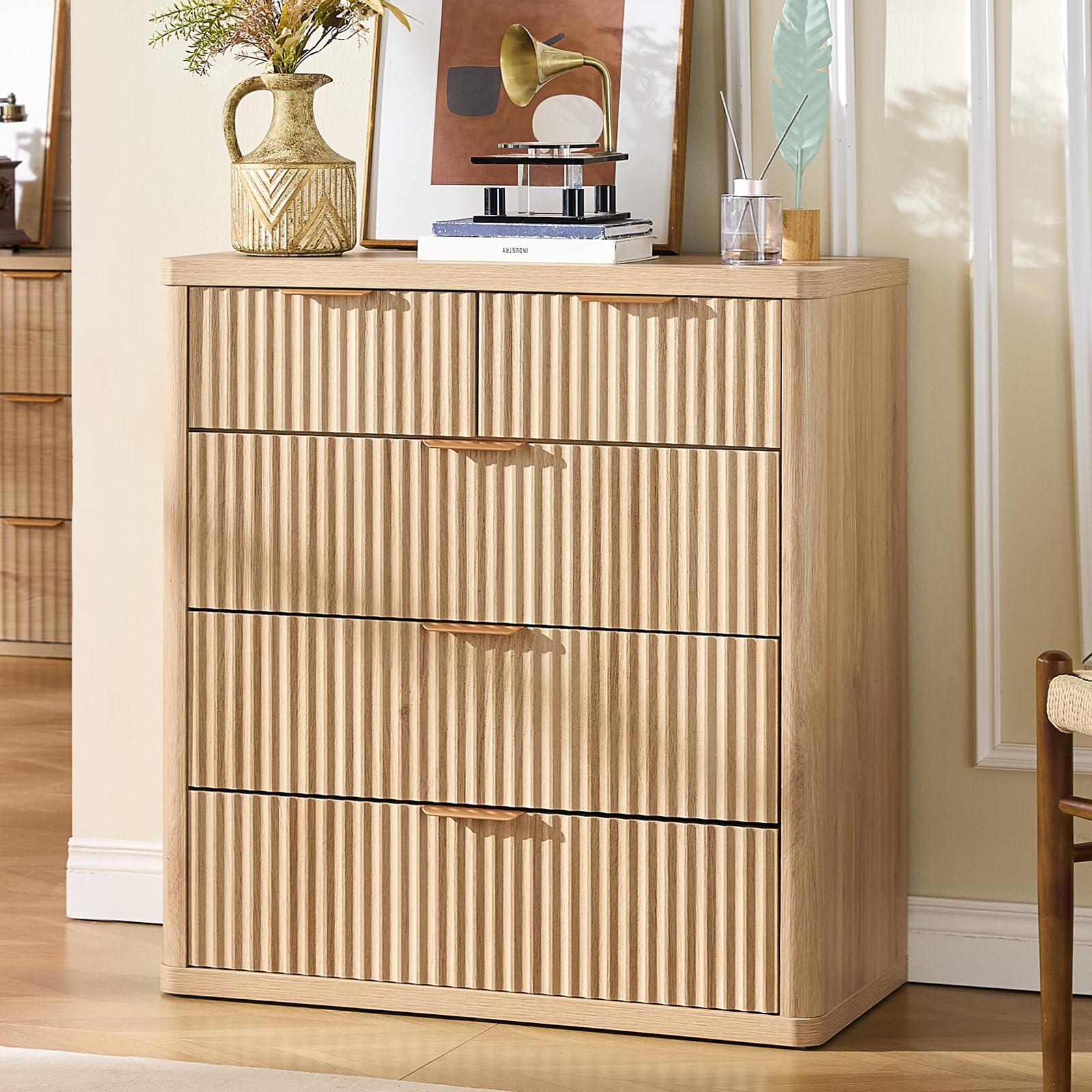 LEYAOYAO Fluted 5 Drawers Dresser for Bedroom, 41" Tall Modern Chest of Drawers with Metal Handle, Curved Profile Design,Natural Wood Drawer Organizer for Bedroom, Living Room, Hallway, Entryway