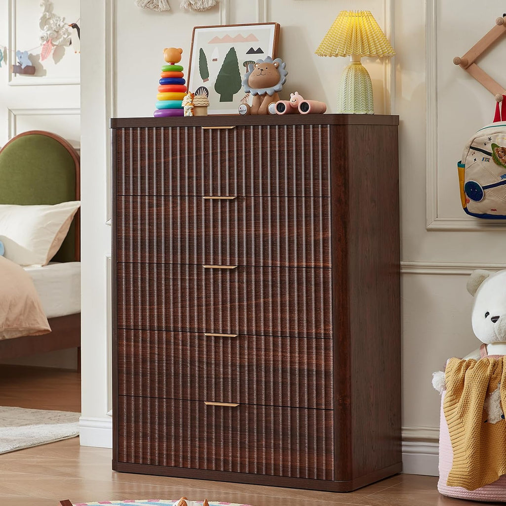 LEYAOYAO 23" Wide Fluted Night Stand with Charging Station, 3 Drawers Large End Table with Storage, Natural Nightstand Wood Bedside Tables, Farmhouse Cabinet Dresser for Bedroom, Closet