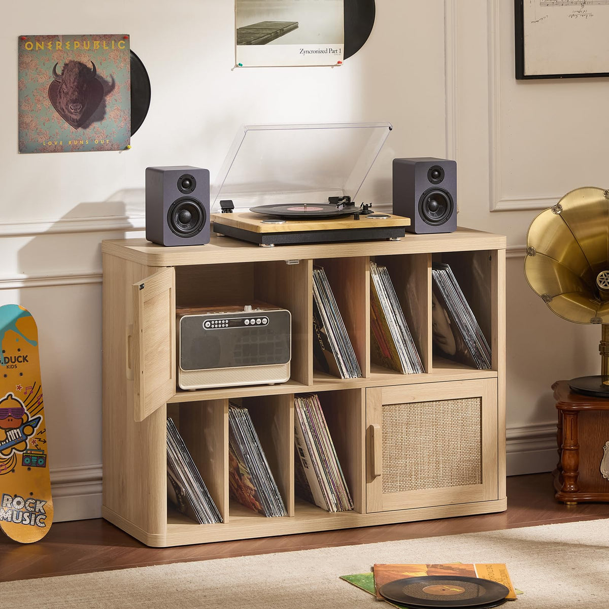 LEYAOYAO Large Record Player Stand with Vinyl Storage Up to 450 Albums, Wood Fluted Record Storage Accent Cabinet, Modern Stereo Media Cabinets, Wide Turntable Stand for Living Room, Antique White